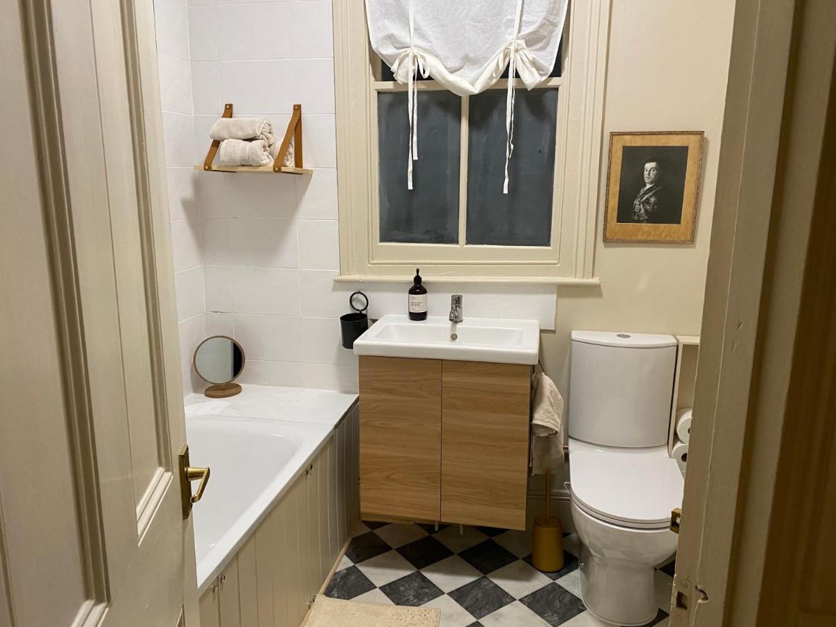 Stylish Apt London Excel Olympic Close To Station Apartment Bagian luar foto