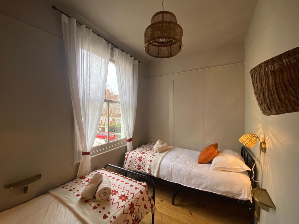 Stylish Apt London Excel Olympic Close To Station Apartment Bagian luar foto