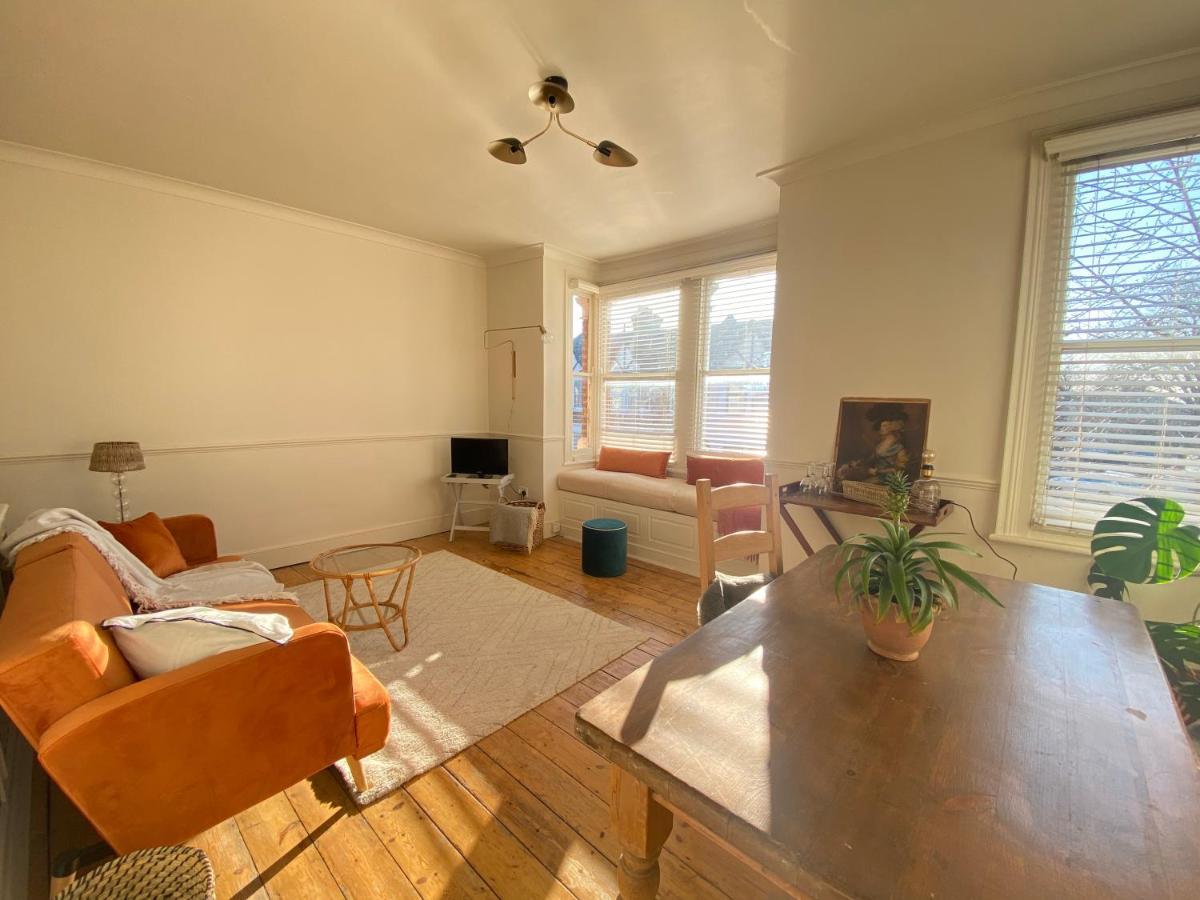 Stylish Apt London Excel Olympic Close To Station Apartment Bagian luar foto